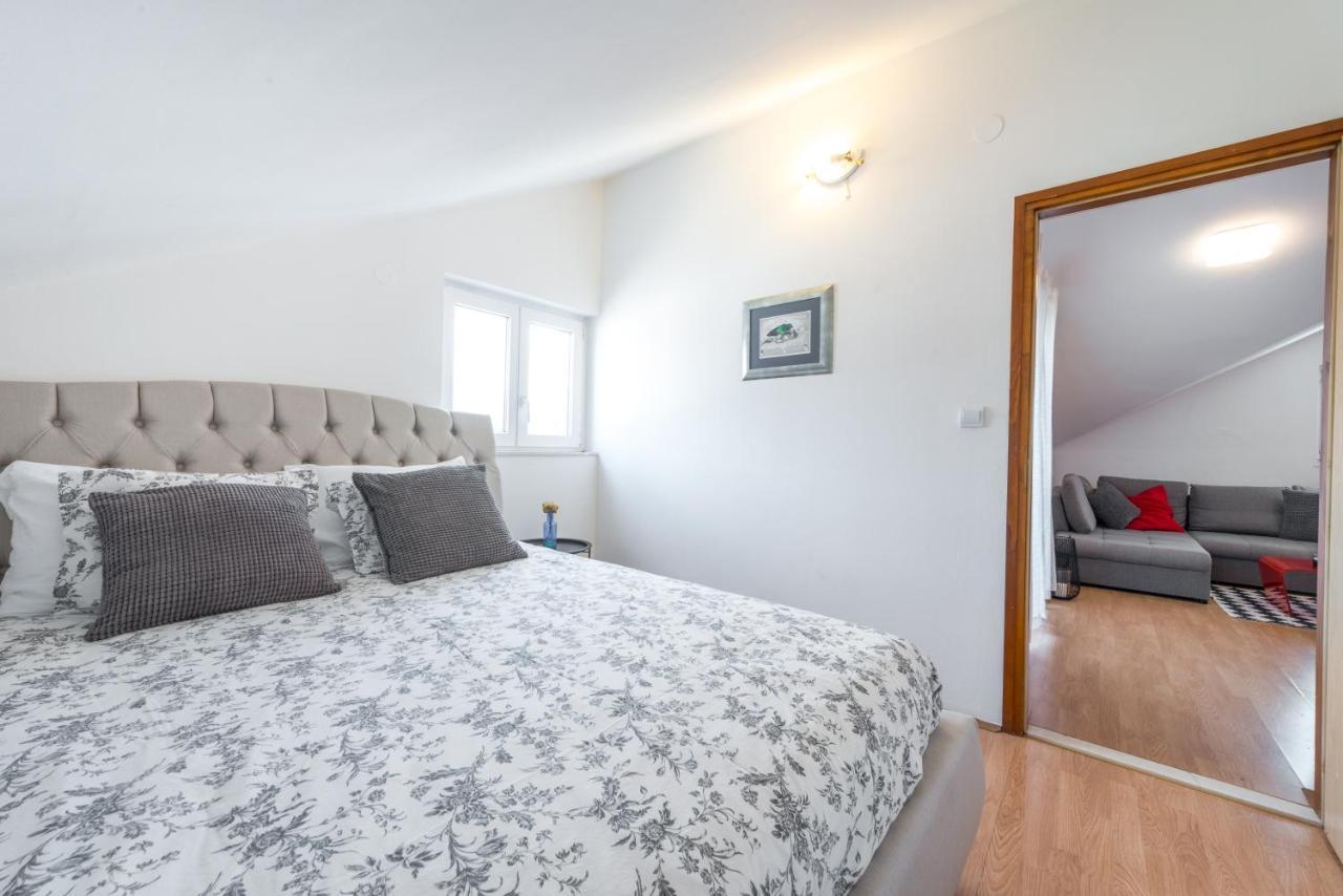 Apartment Karla Дубровник Екстериор снимка